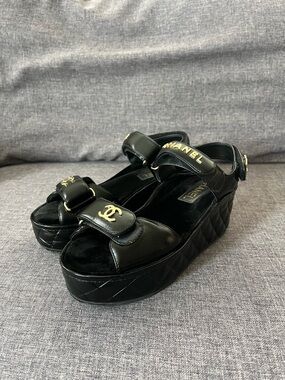 CHANEL Black Quilted Platform Sandals with Gold CC and Logo Straps